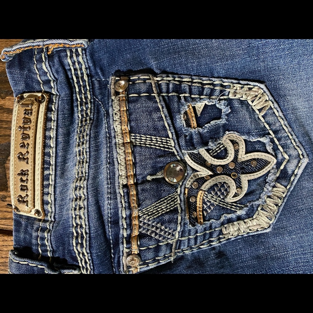 Rock Revival Boris skinny jeans. Size 30. Stretchy jean fabric.